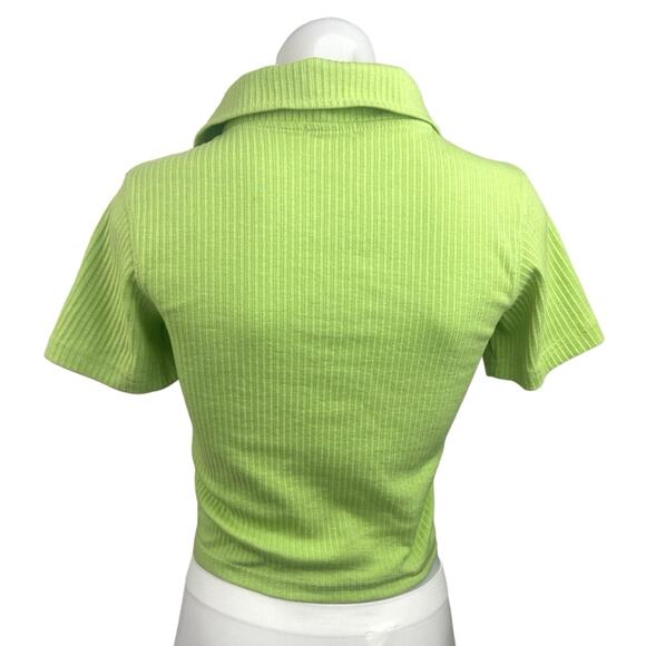 Pretty Little Thing Green Rib Double Zip Collared Short Sleeve Polo Crop Top 10 - Picture 2 of 4